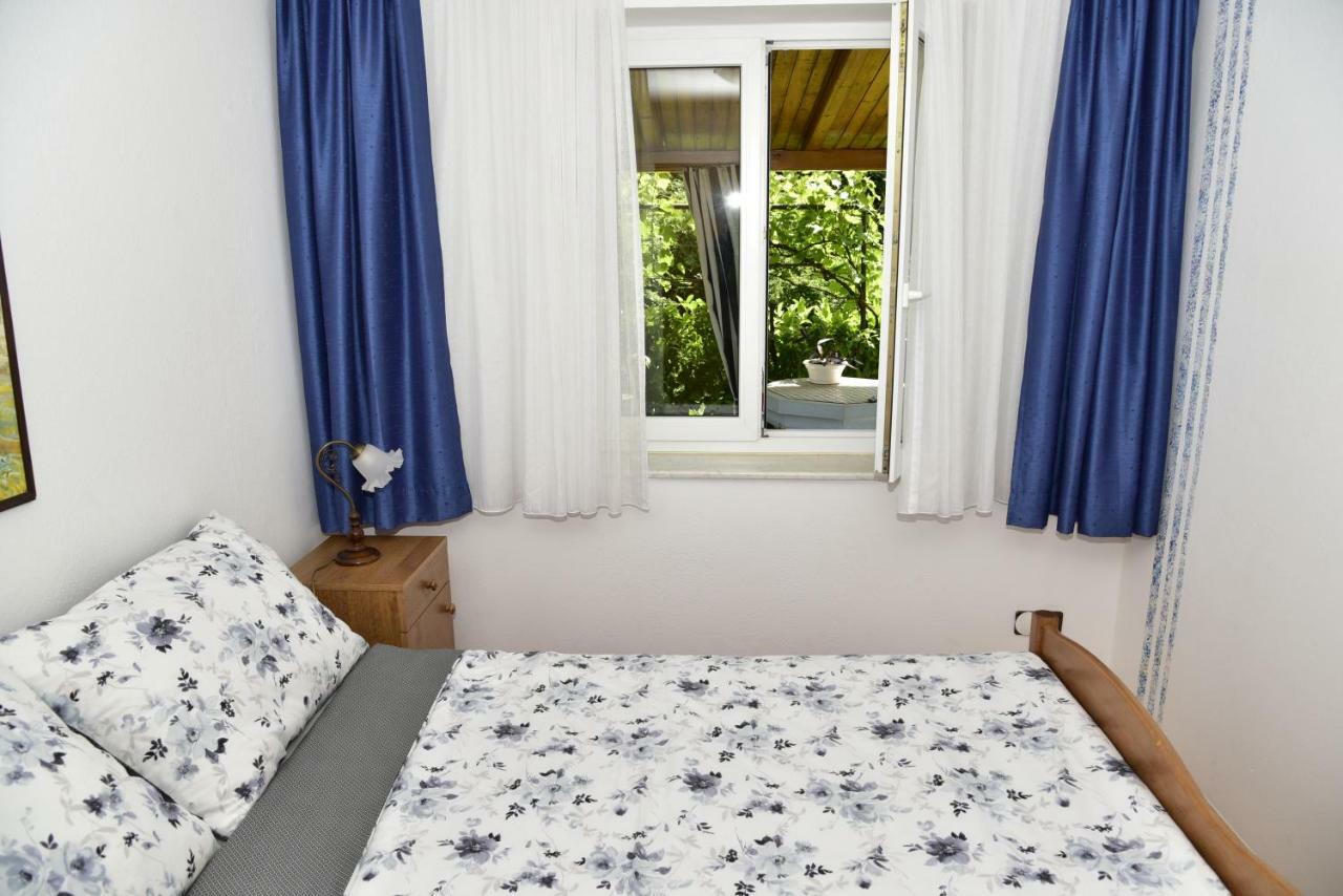 Apartment Blumen Oase Mikulic Malinska Exterior foto